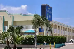 Photograph of Beachcomber Inn, 