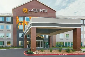 Photograph of La Quinta Inn & Suites, Austin