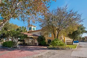 Photograph of La Quinta Inn, San Antonio