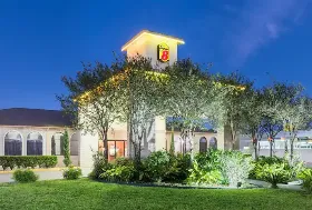 Photograph of Super 8 by Wyndham San Antonio at I-10, San Antonio