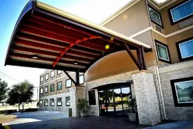 Photograph of Best Western Plus, Grand Prairie