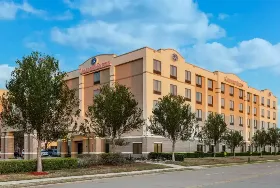 Photograph of Comfort Suites, Grapevine