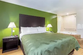 Photograph of Quality Inn, Greenville