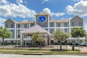 Photograph of Comfort Suites, Waco
