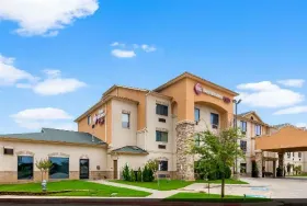 Photograph of Best Western Burleson Inn & Suites, Burleson