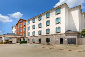 Photograph of Comfort Inn, Denton