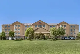 Photograph of Comfort Suites, Waco