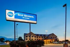 Photograph of Best Western Dinosaur Valley Inn & Suites, Glen Rose