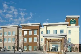 Photograph of La Quinta Inn & Suites, Fort Worth