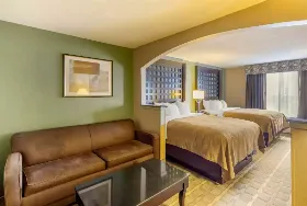 Photograph of Quality Suites Sherman, Sherman