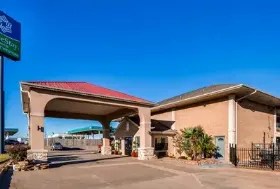 Photograph of SureStay Hotel, Terrell