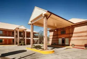 Photograph of Best Western Executive Inn, Marshall