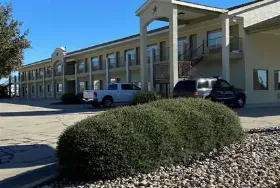 Photograph of Best Western Floresville Inn, Floresville