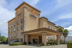 Photograph of Comfort Suites, Buda