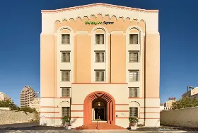Photograph of Holiday Inn Express San Antonio N-Riverwalk Area, San Antonio