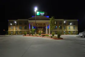 Photograph of Holiday Inn Express, Gonzales