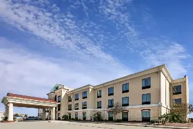 Photograph of Holiday Inn Express, Floresville