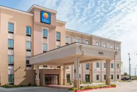 Photograph of Comfort Inn, San Marcos