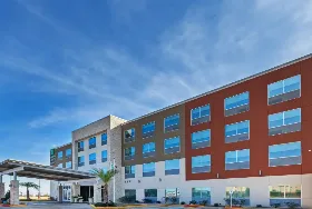 Photograph of Holiday Inn Express, Brenham