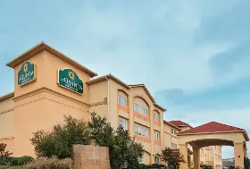 Photograph of La Quinta Inn & Suites, Woodway