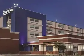 Photograph of Radisson Hotel, McAllen