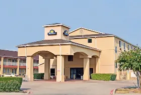Photograph of Days Inn, Garland