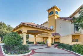 Photograph of LQ Inn and Suites, Dallas