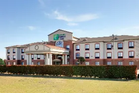 Photograph of Holiday Inn Express, Burleson