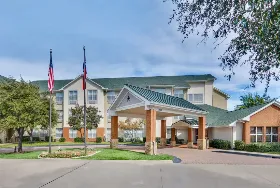 Photograph of Candlewood Suites, Dallas