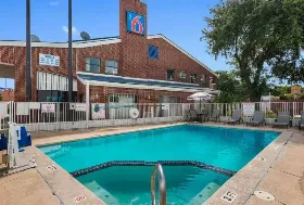 Photograph of Motel 6, Houston