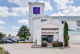 Photograph of Motel 6, Katy