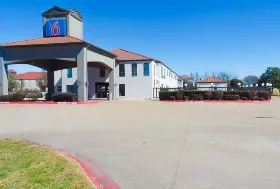Photograph of Motel 6, Ennis