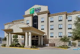 Photograph of Holiday Inn Express, Denton
