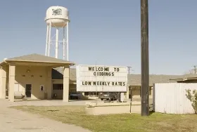 Photograph of Americas Best Value Inn, Giddings