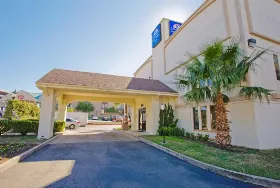 Photograph of Americas Best Value Inn, Austin