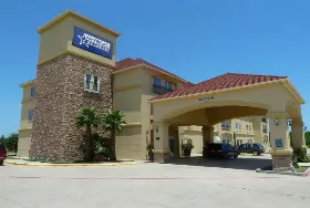 Photograph of Americas Best Value Inn, Gun Barrel City