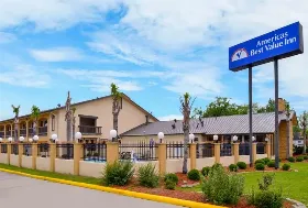 Photograph of Americas Best Value Inn, West Columbia