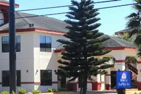 Photograph of Americas Best Value Inn, Brownsville