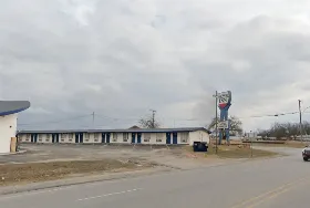 Photograph of Caravan Inn, Stephenville