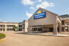 Photograph of Days Inn, Tyler