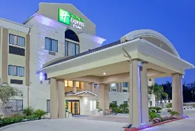 Photograph of Holiday Inn Express, Beaumont