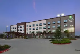 Photograph of Holiday Inn Express, Spring