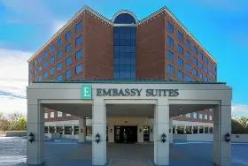 Photograph of Embassy Suites, Dallas