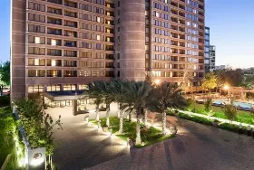 Photograph of Doubletree Guest Suites, Houston
