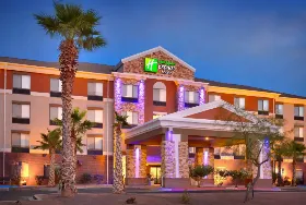 Photograph of Holiday Inn Express, El Paso
