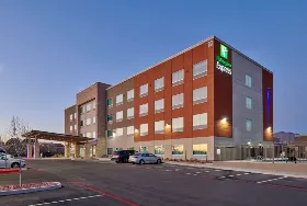Photograph of Holiday Inn Express, El Paso