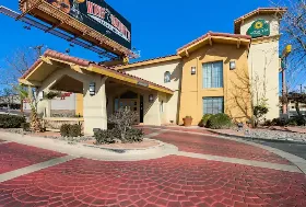 Photograph of La Quinta Inn, El Paso