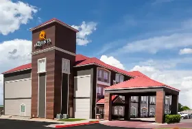 Photograph of La Quinta Inn & Suites, Midland