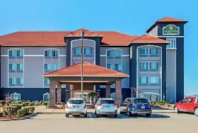 Photograph of La Quinta Inn & Suites, Gainesville