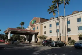 Photograph of Holiday Inn Express, Brownsville